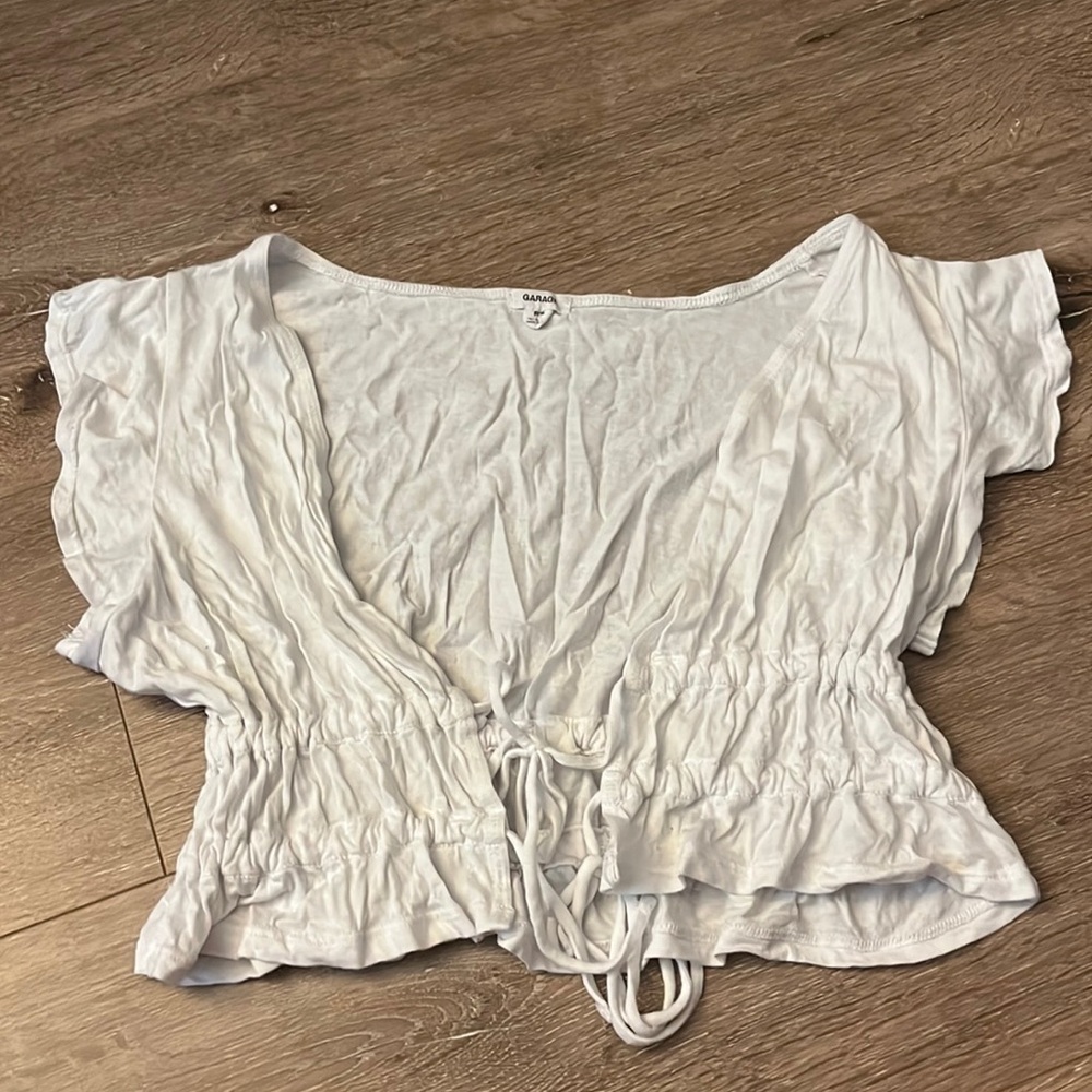 White Cropped shirt